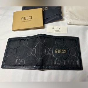 Gucci ‘Off The Grid” GG Wallet